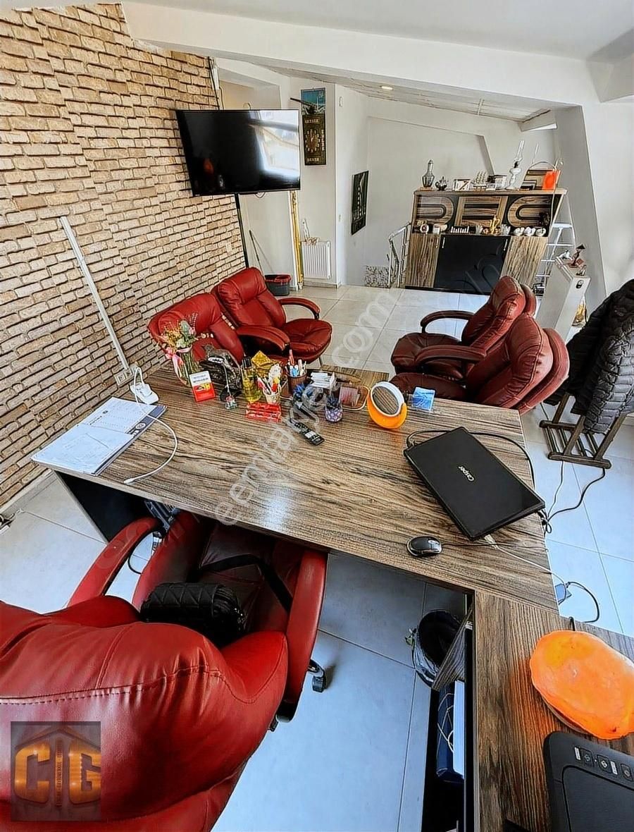 H-220 Cumhuriye Mahallesi Devren Dubleks Kiralık 2+1 Ofis - Görsel 9