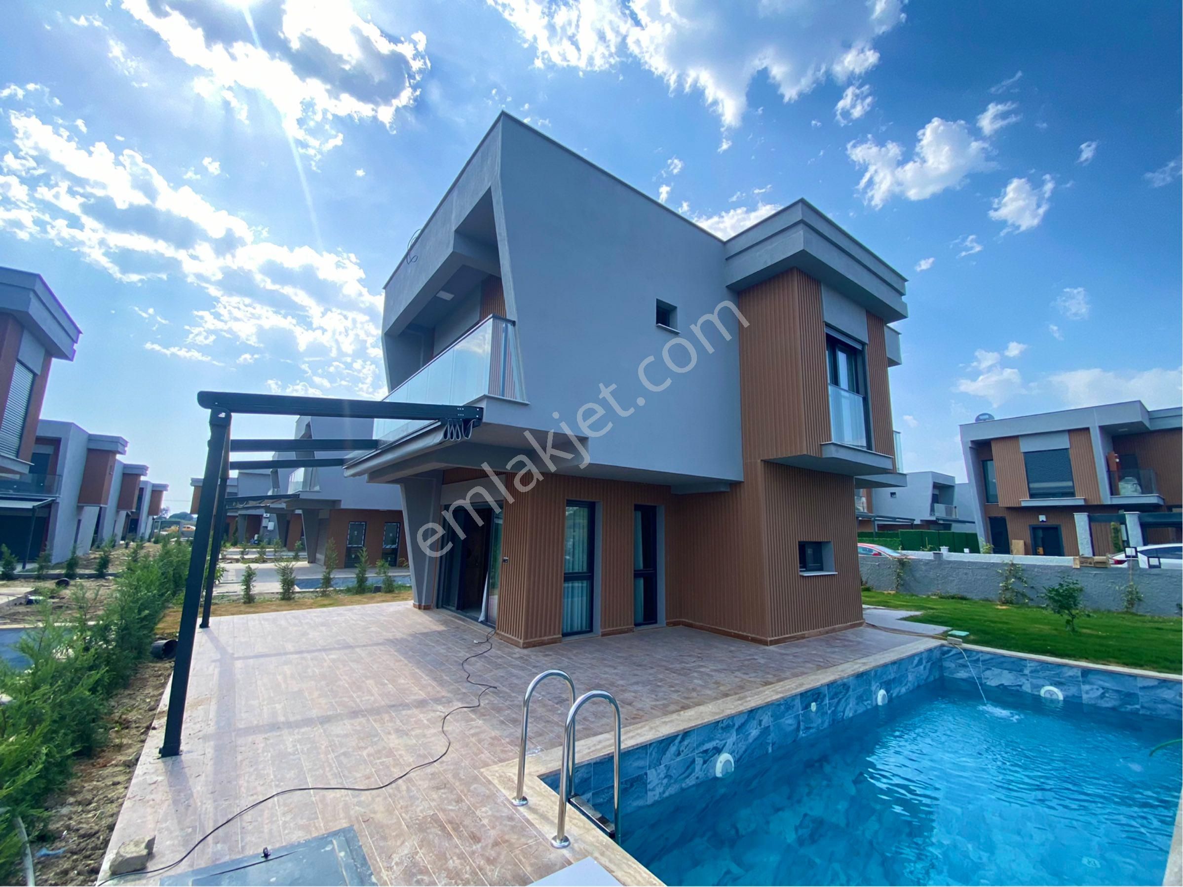 %50 Peşin - 24 Ay Vade İle Özel Havuzlu Villa Sahibi Olabilirsiniz