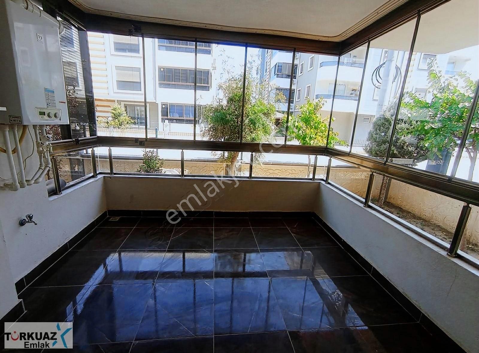Torbalı İzban Durağında Site İçerisinde 3+1 Kiralık Daire