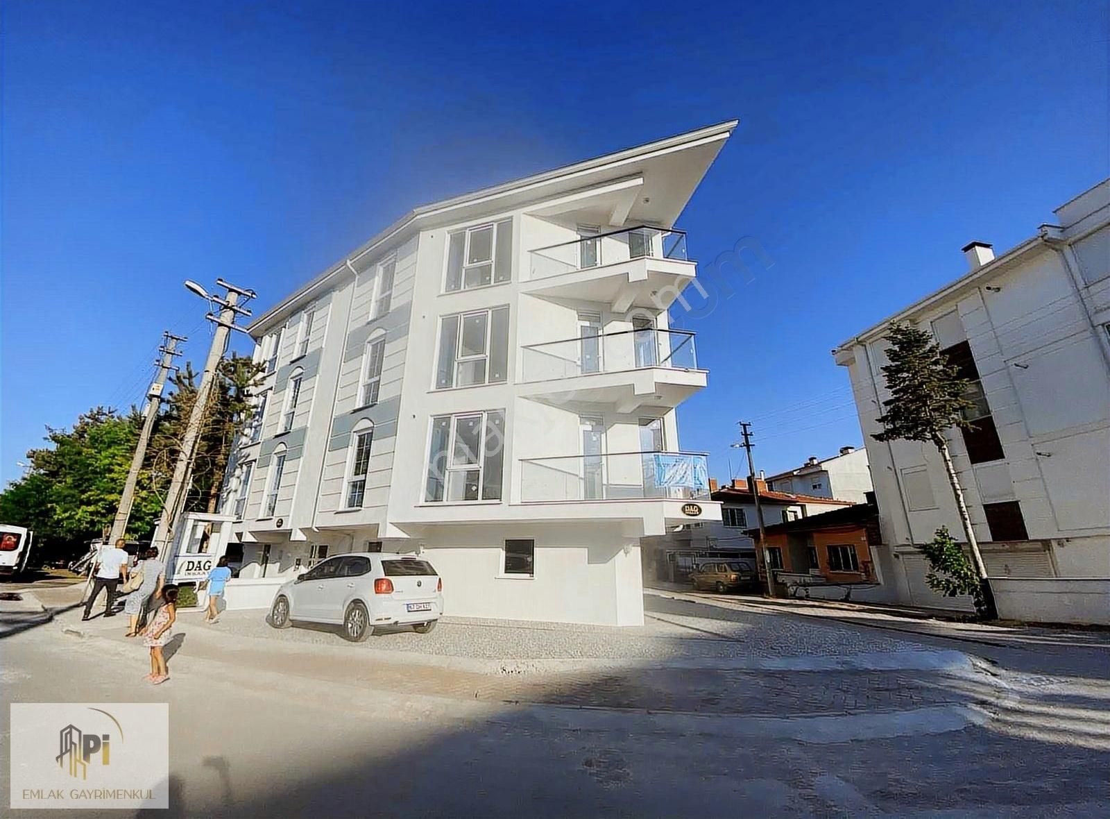 Pi Emlak'tan Oturuma Hazır, Ferah 1+1 Sıfır Daire