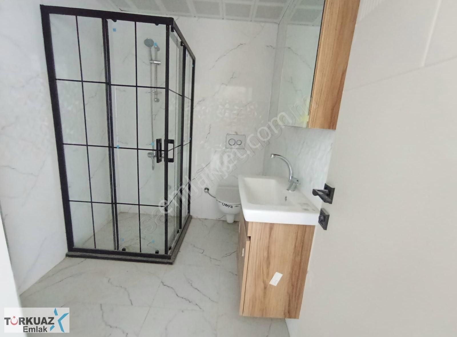 Mesude Tunçaydan Murat Beyde Sıfır 3 .kat 1+1 Kiralık Daire