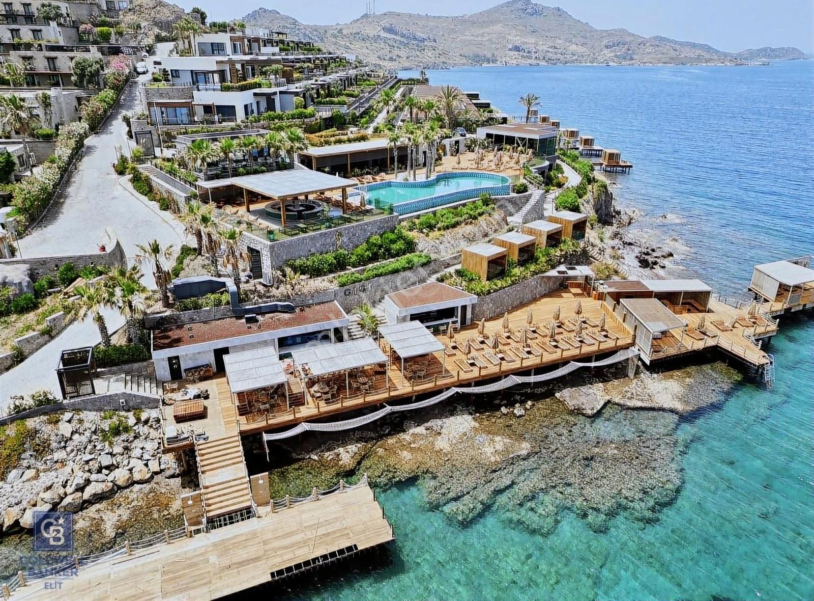 Bodrum Yalıkavak'ta Satılık Denize Sıfır Plajlı Villalar - Görsel 5