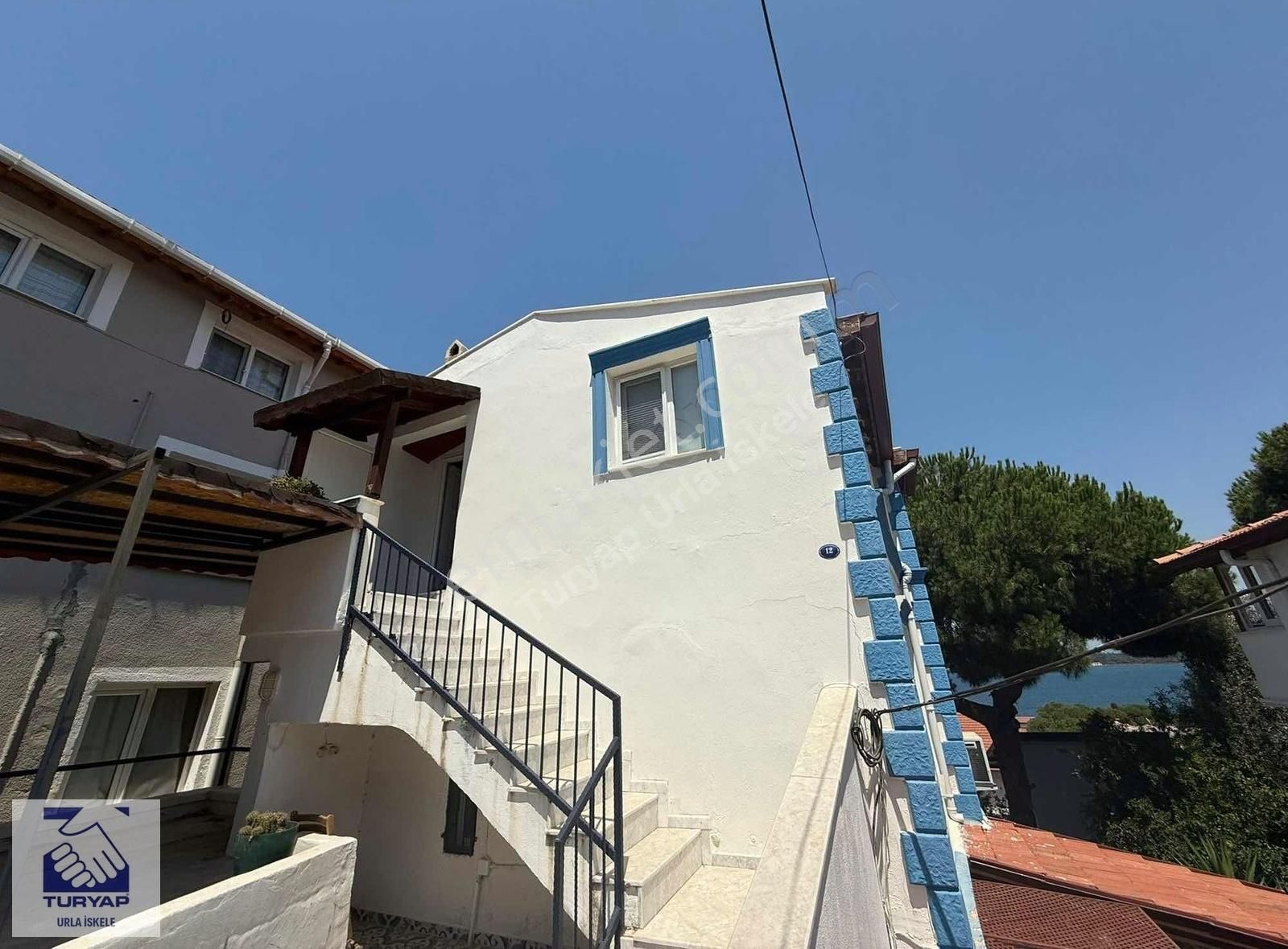Urla Yazlık Kiralık Eşyalı Daire 1+1
