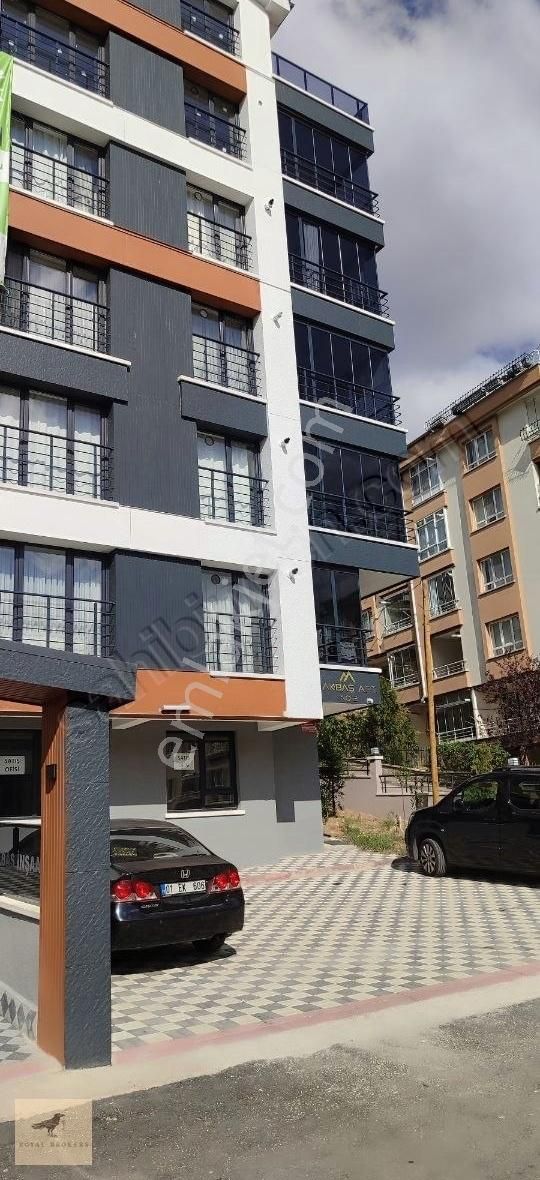 Seyranbağları'nda Yeni Binada Satılık Lüks Dubleks