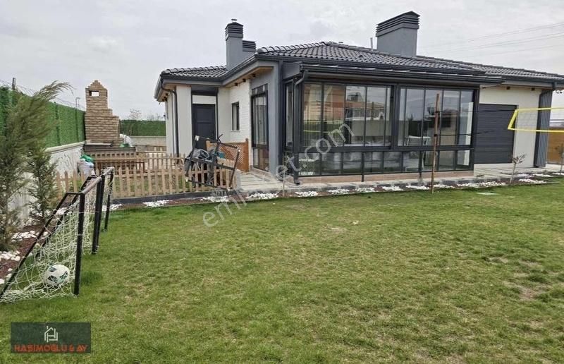 Meram Yaylapınarda Müstakil Villa
