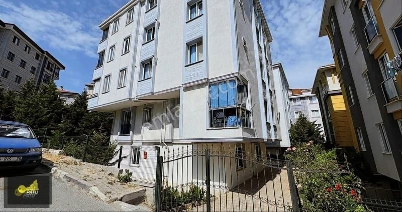 Patu Emlak'tan Ferhatpaşa Mh.de Satılık 3+1 Daire