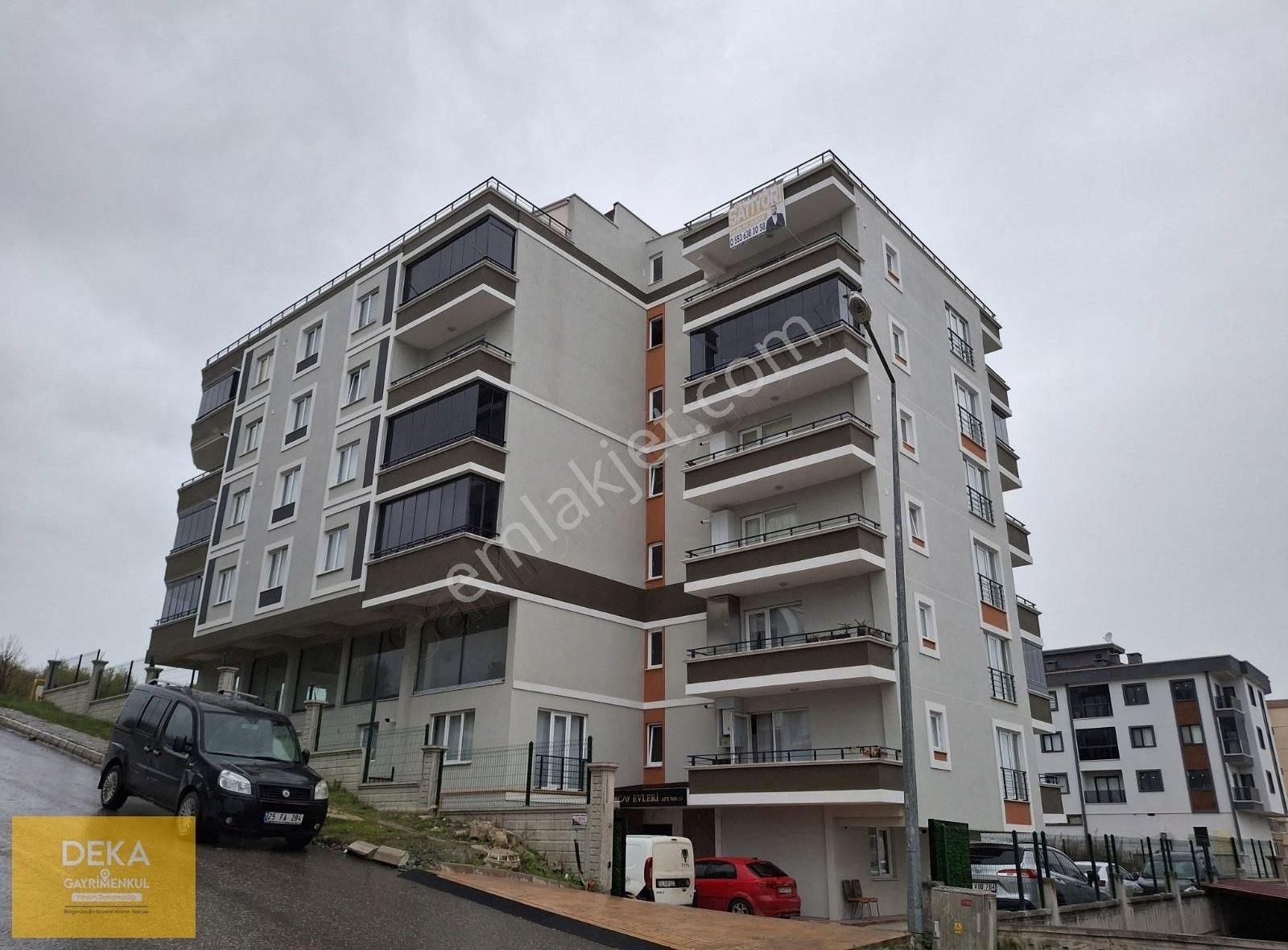 Deka Gayrimenkul'den Panoramik Deniz Manzaralı Dubleks 5+2 Daire