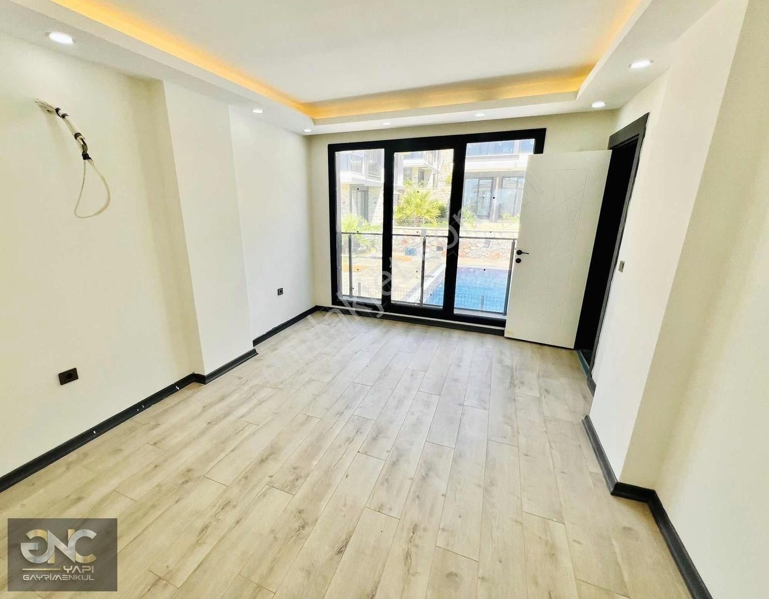 Köşebaşı Müstakil Deniz Manzaralı Sıfır Yapı Villa - Görsel 4