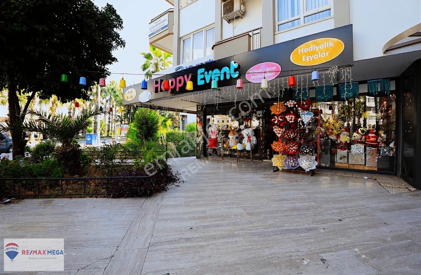 Burhanettın Onat'ta Cadde Üstü Yüksek Cirolu Devren Kiralık - Görsel 7
