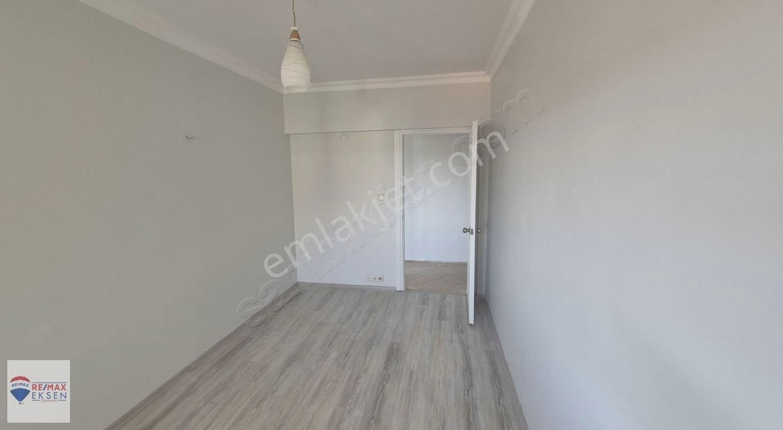 Çekmeköy Altınkoza Evleri Satılık 6+2 300 M2 Dubleks Daire - Görsel 3