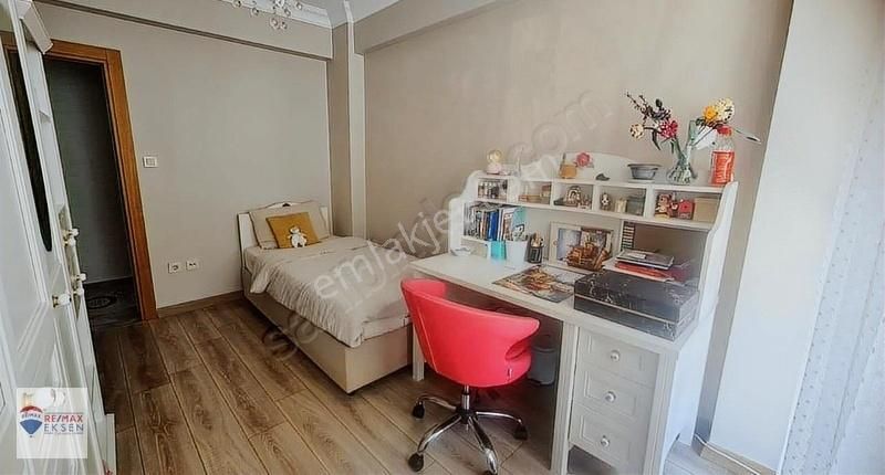 Maltepe Altıntepe'de Marmaraya Yakın Satılık 3+1 Arakat Daire - Görsel 8