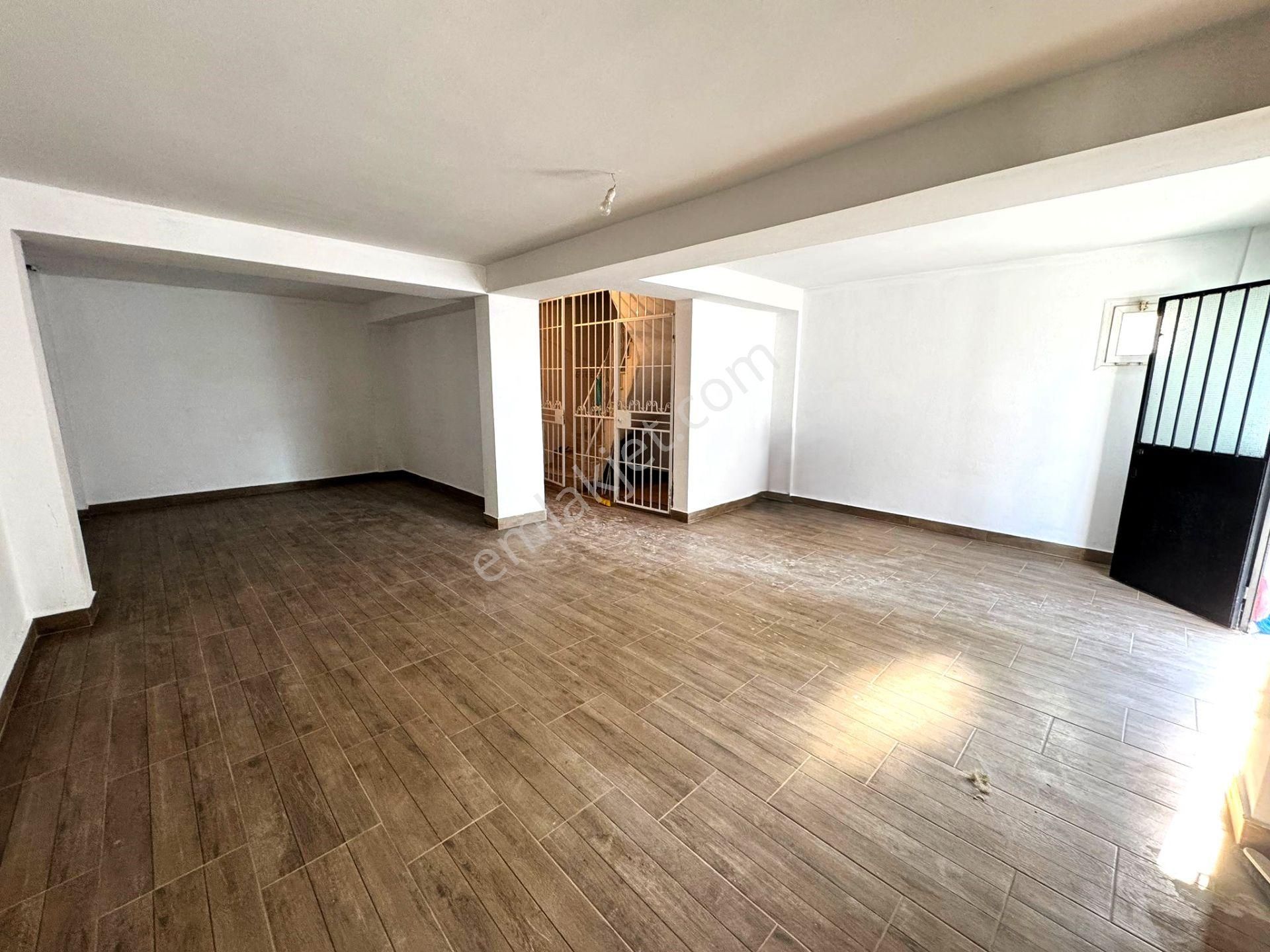 Urla Kalabak Denize 150 Metre Satılık 4+1 Tribleks Villa - Görsel 28