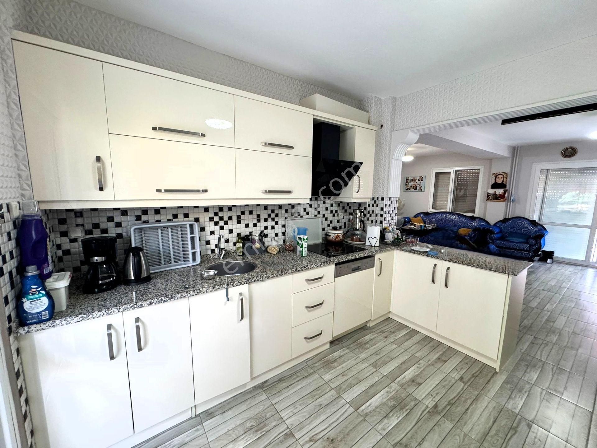 Urla Kalabak Denize 150 Metre Satılık 4+1 Tribleks Villa - Görsel 10