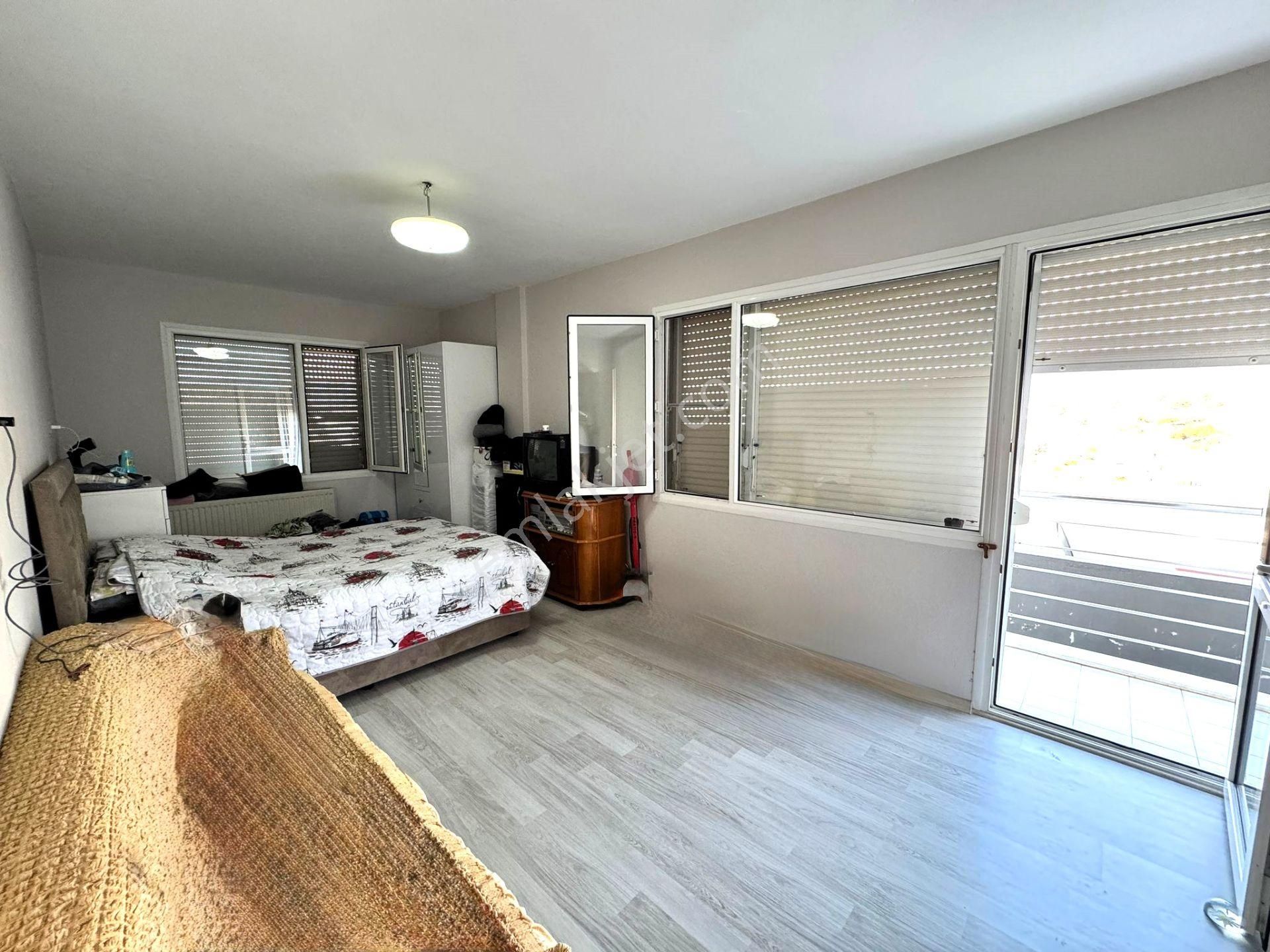 Urla Kalabak Denize 150 Metre Satılık 4+1 Tribleks Villa - Görsel 18