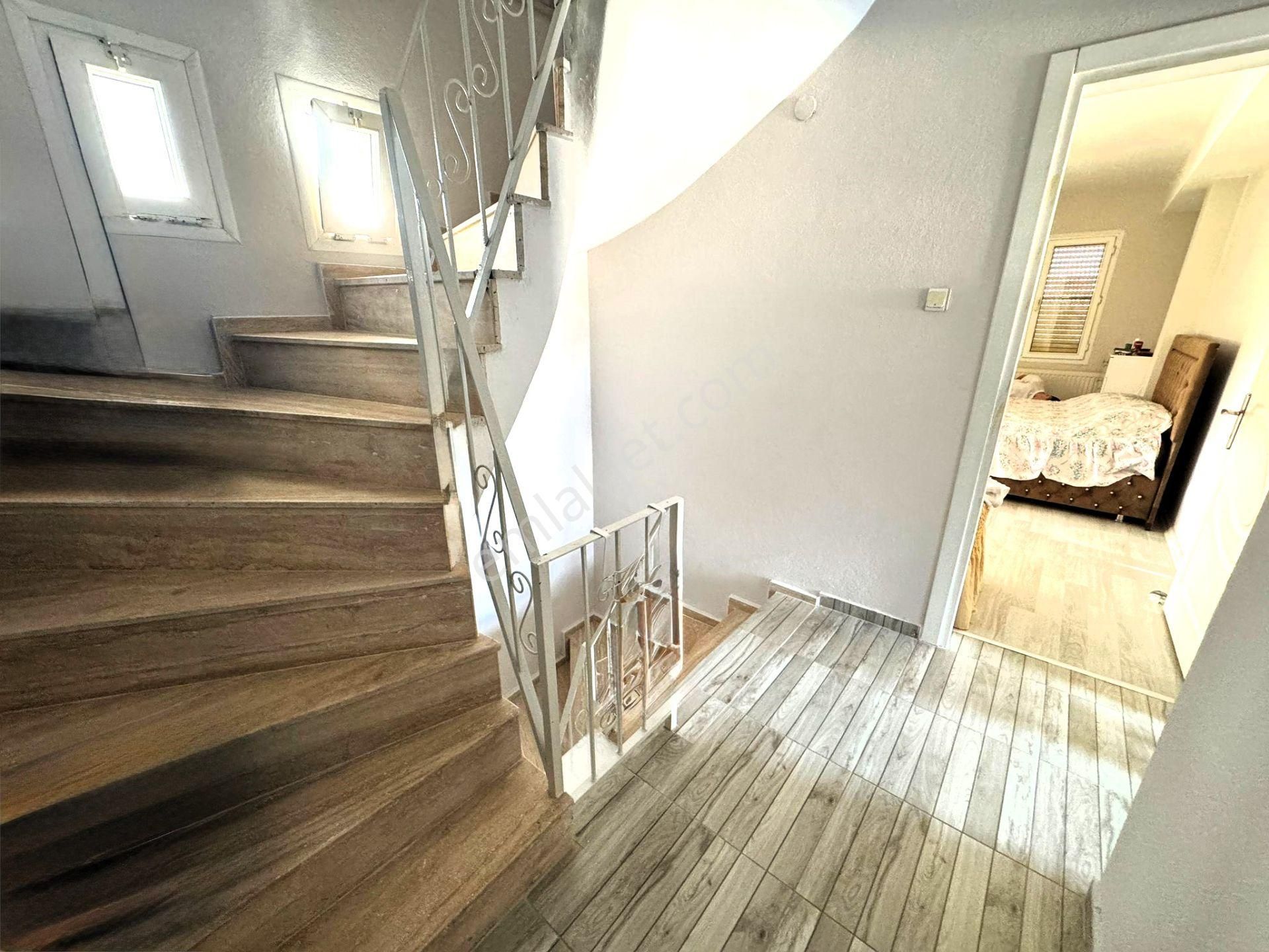 Urla Kalabak Denize 150 Metre Satılık 4+1 Tribleks Villa - Görsel 17