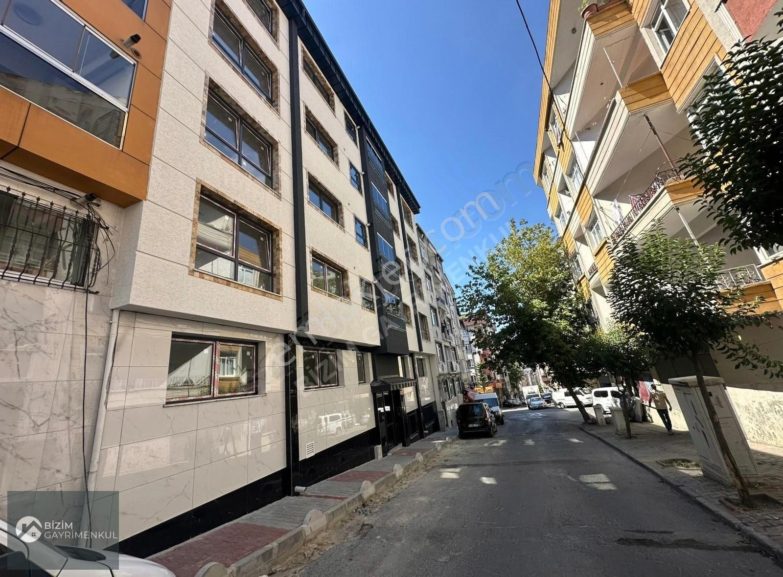 Esenler Seyit Onbaşı Caddesi Sıfır Bina Giriş Kat Daire