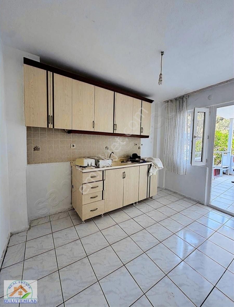 Bulut Emlak Beldibi Merkezde 1+1 Kiralık Memura Düz Daire