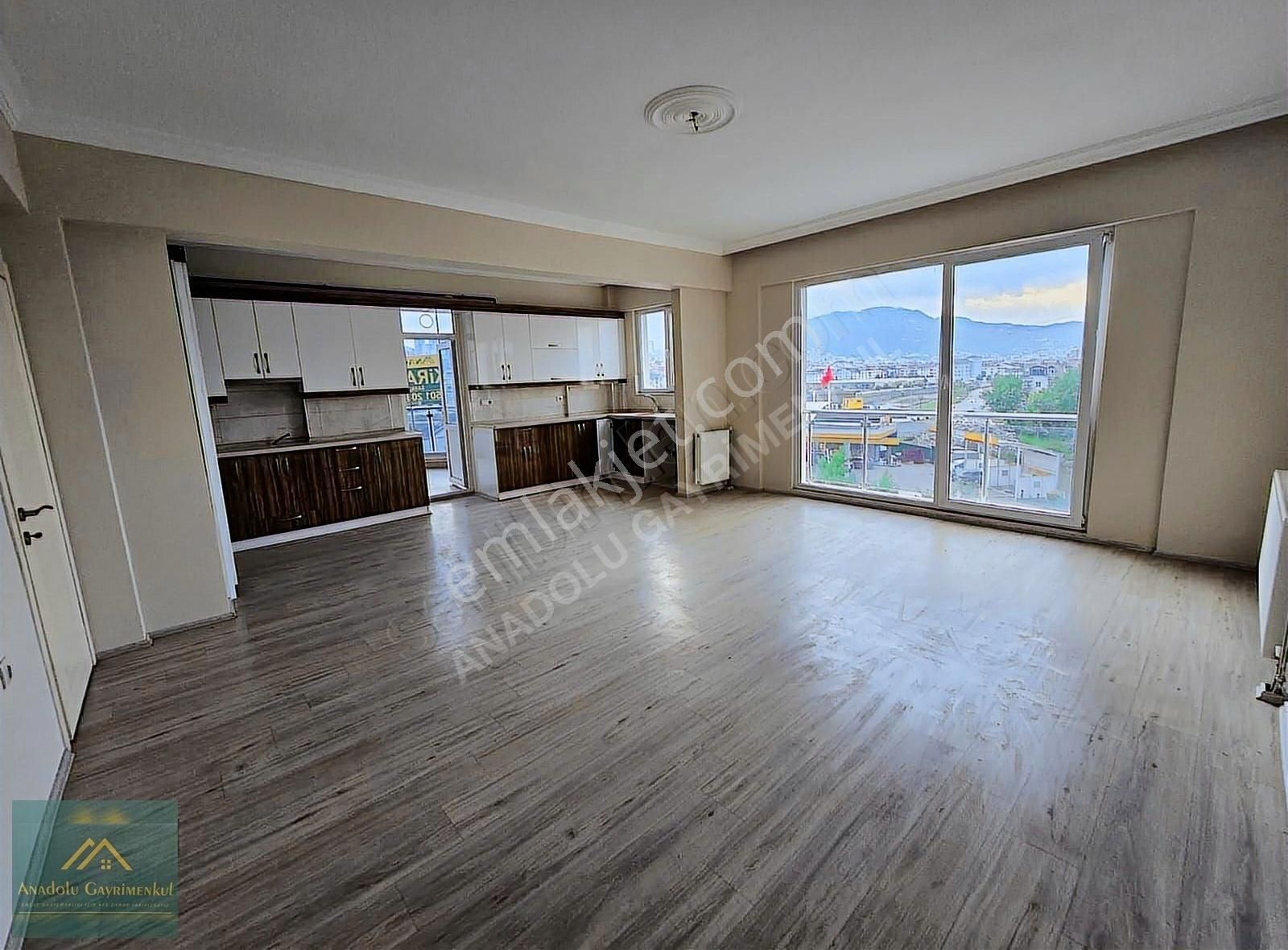 Anadolu Gm'den Karşıyaka Mah'de 3+1 145 M² Manzralı Site Dairesi