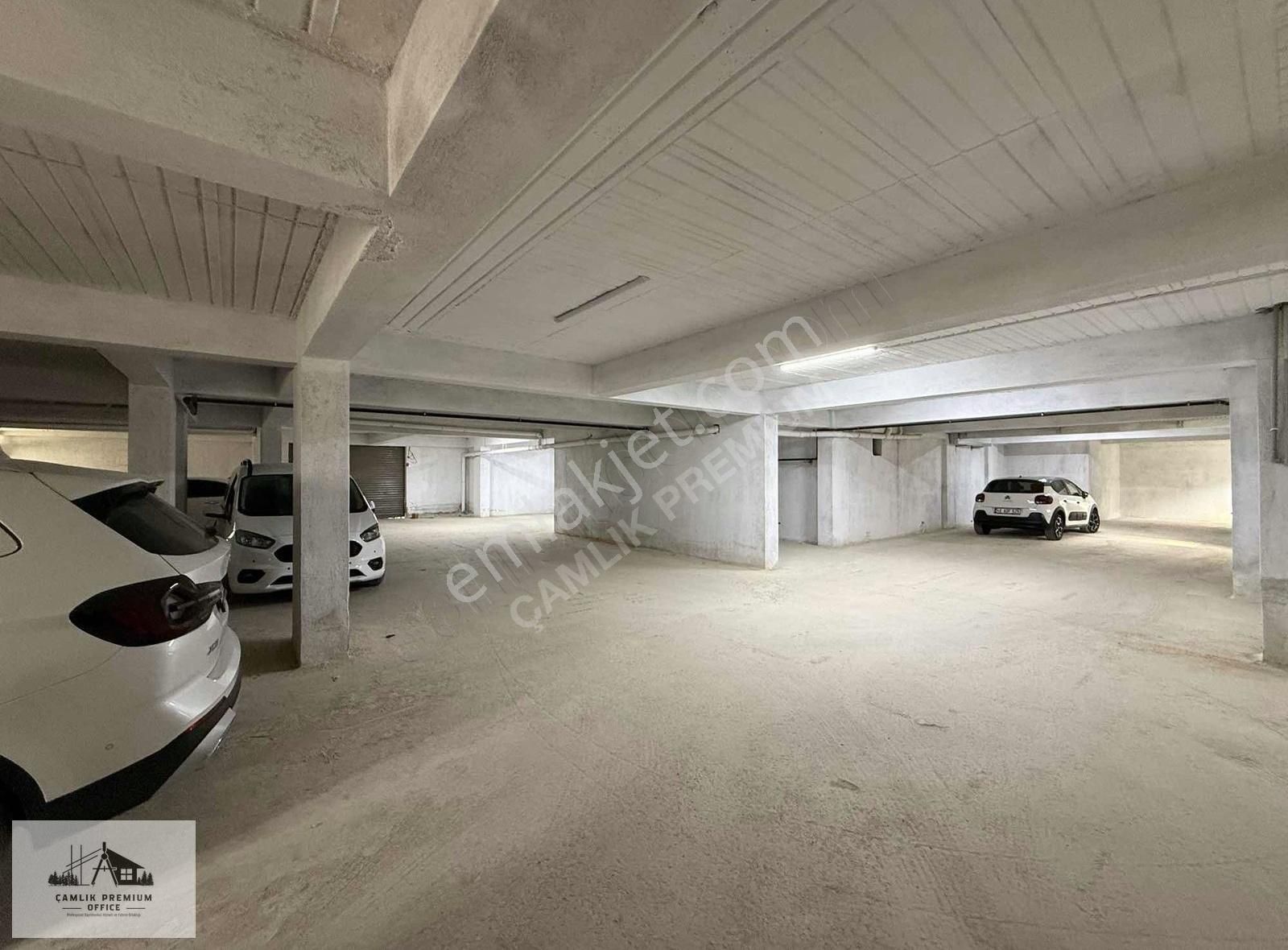 Kınıklıda Önde Gelen Proje "terrace" Satılık Arakat Eşyalı Daire - Görsel 19