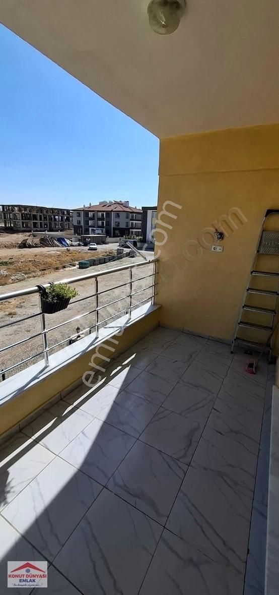 Kosova Mah.site İçinde Bireysel Kombili 2+1 Arakat Yeni Daire