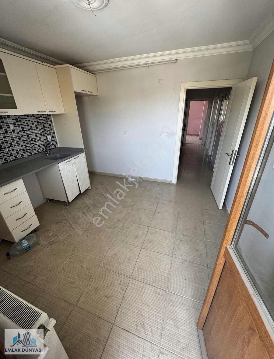 Samandıra Merkezde 2+1 95 M2 Kiralık Daire