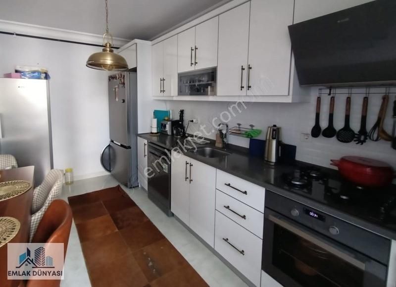 Emlak Dünyası Fırsat Satılık 2+1 Lüks Kapalı Otopark Butik Site
