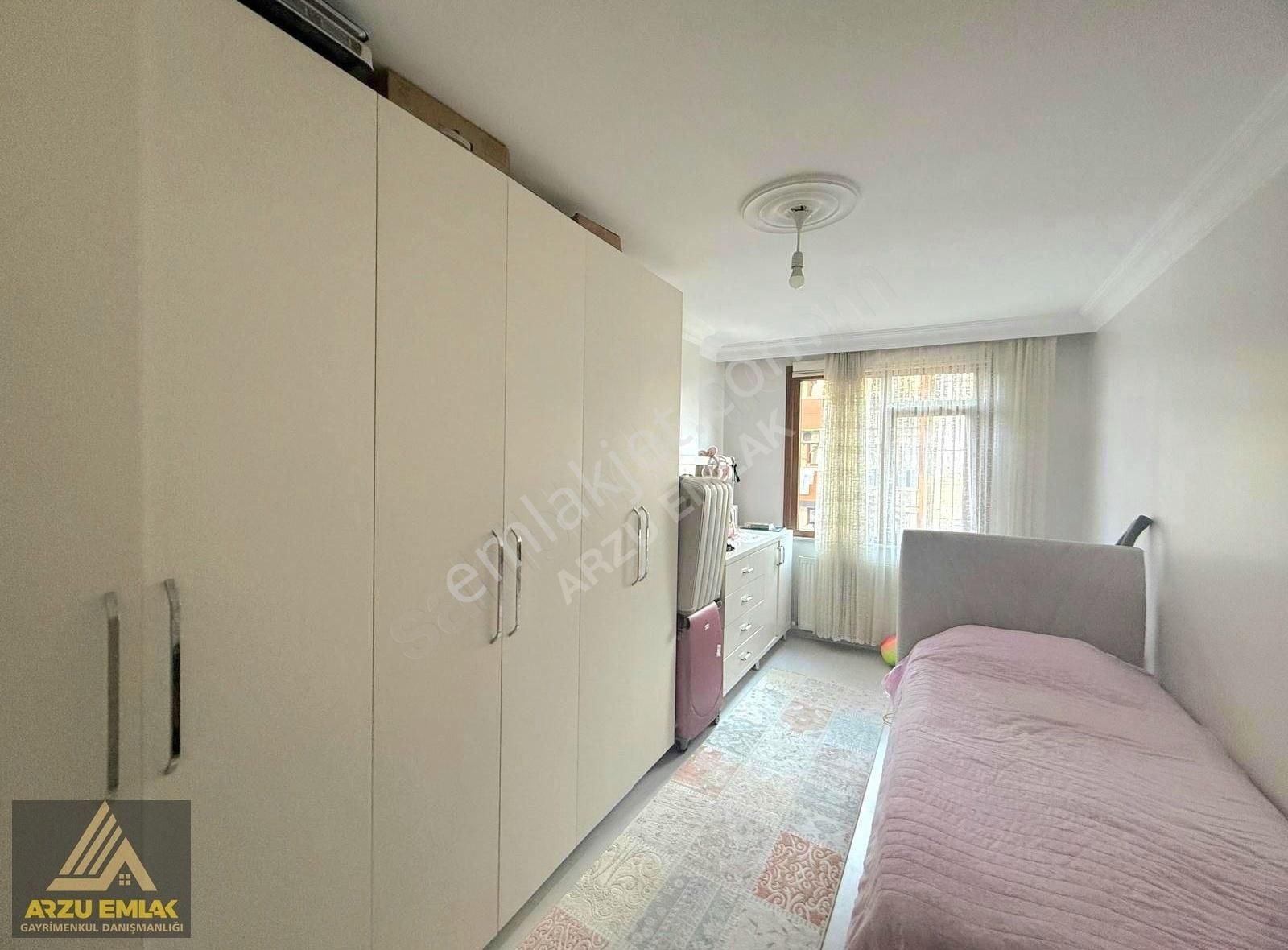 Arzu Emlaktan 75.yıl Mah Satılık Cadde Üzeri 8 Yaşında 2+1 Daire - Görsel 12