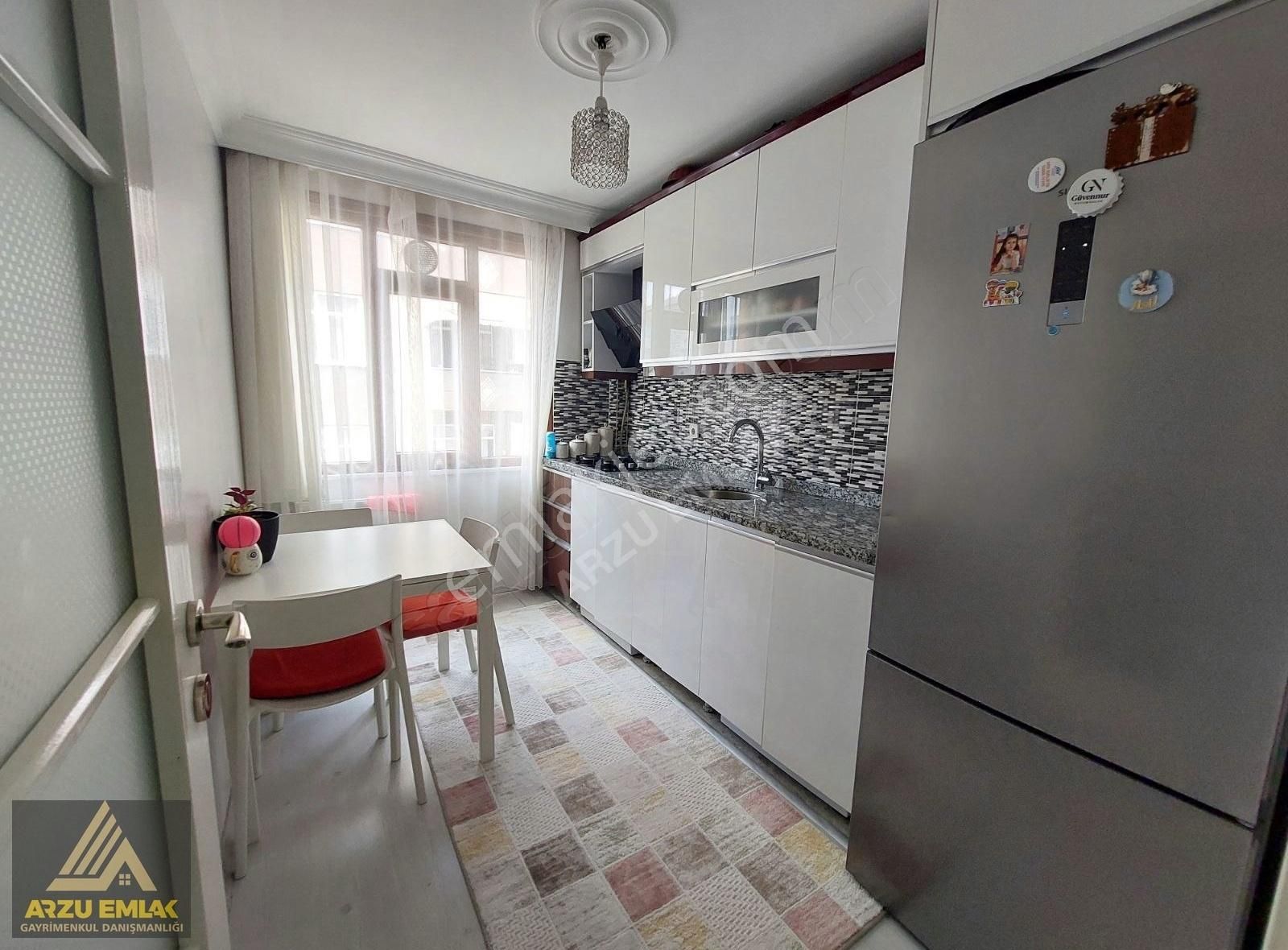 Arzu Emlaktan 75.yıl Mah Satılık Cadde Üzeri 8 Yaşında 2+1 Daire - Görsel 23