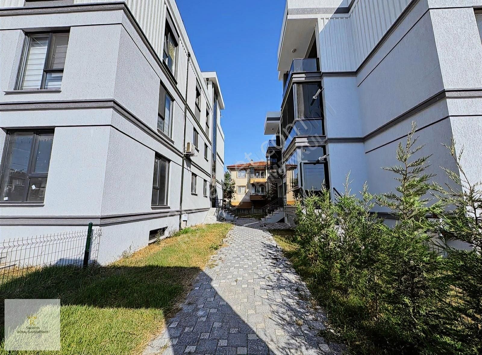 Erenler'de Asansörlü Özel Teraslı Ve Bahçeli Lüks 3+1 Daireler - Görsel 16