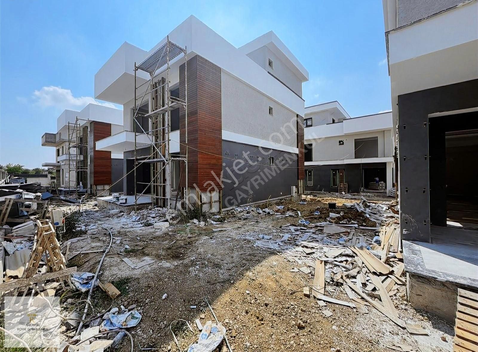 Sakarya'da Ayrıcalıklı Bir Sitede Lüks Villa