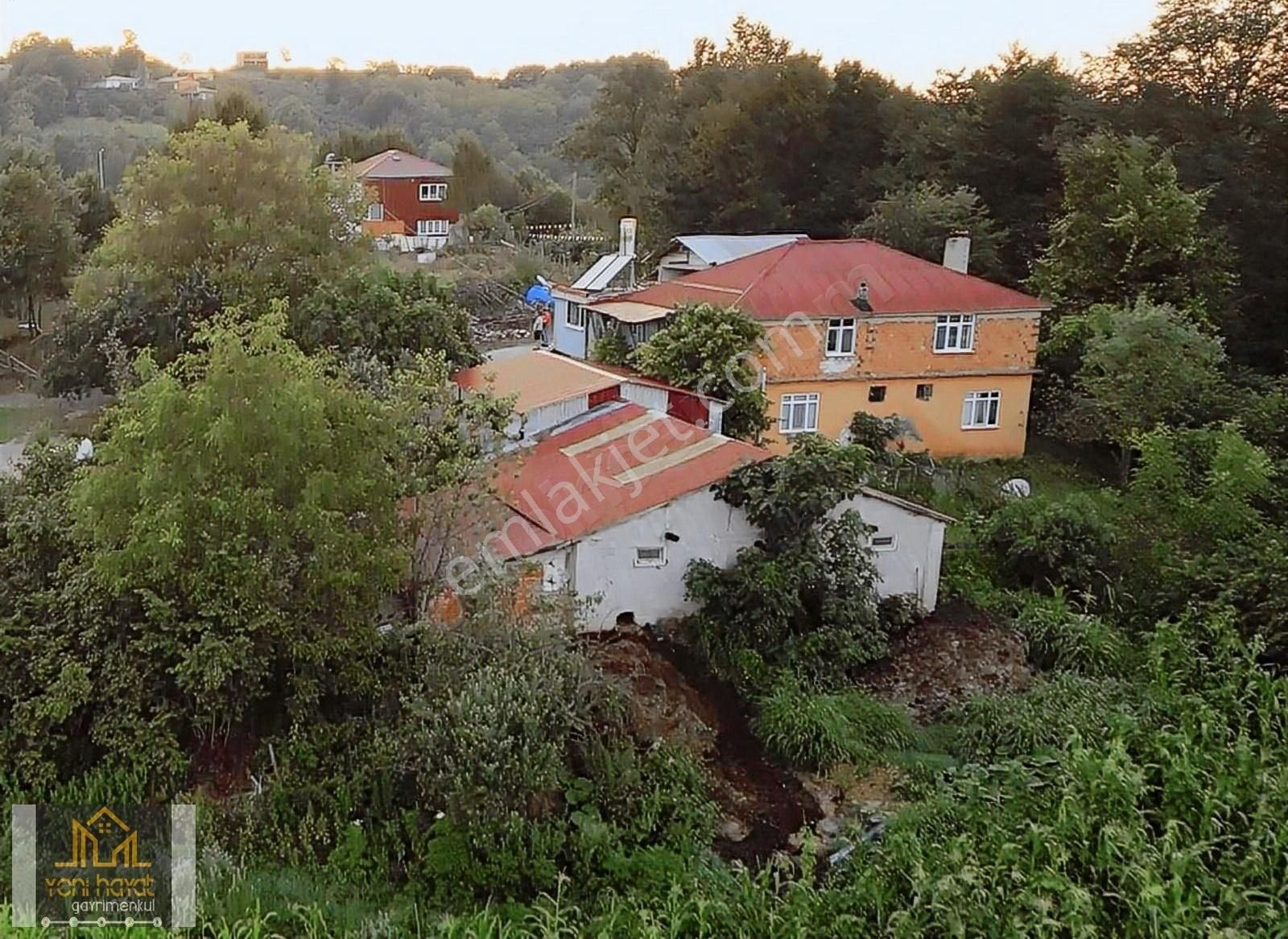 Tekkeköy Yaylageris De 20 Dönüm Fındık Bahçesi İki Katli Ev Ahır - Görsel 2