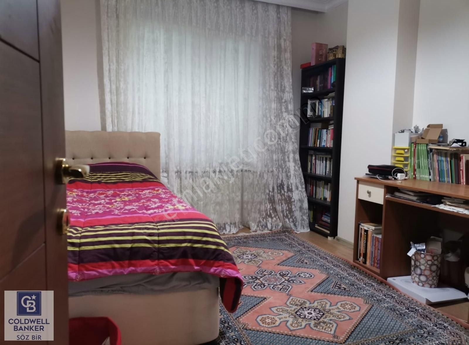 Esenevler'de Finans Merkezine Yakın Geniş Satılık Dubleks - Görsel 2