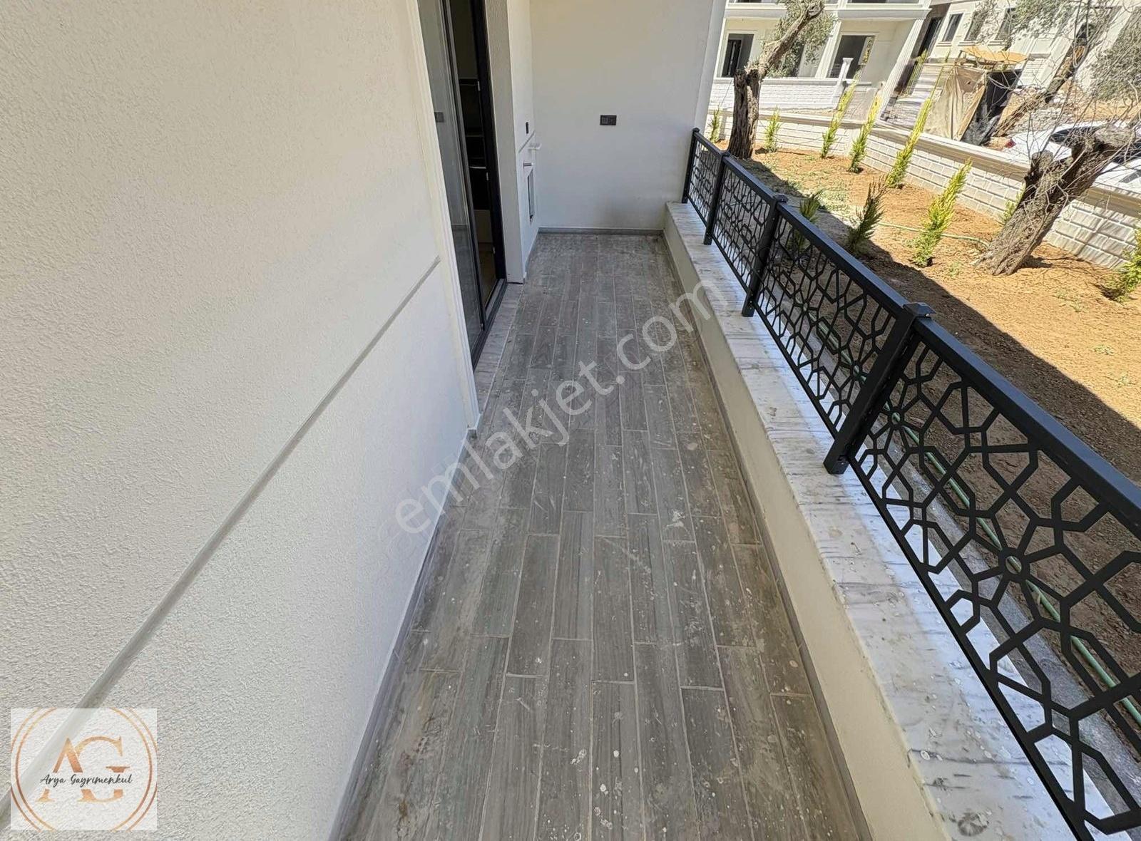Arya'dan Güre'de Şık Tasarımlı Bahçe Kullanımlı 2+1 Lüks Daire - Görsel 11