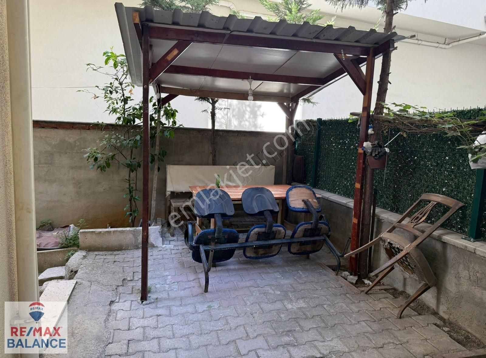 Pendik Kaynarca'da Satılık 2+1 Daire