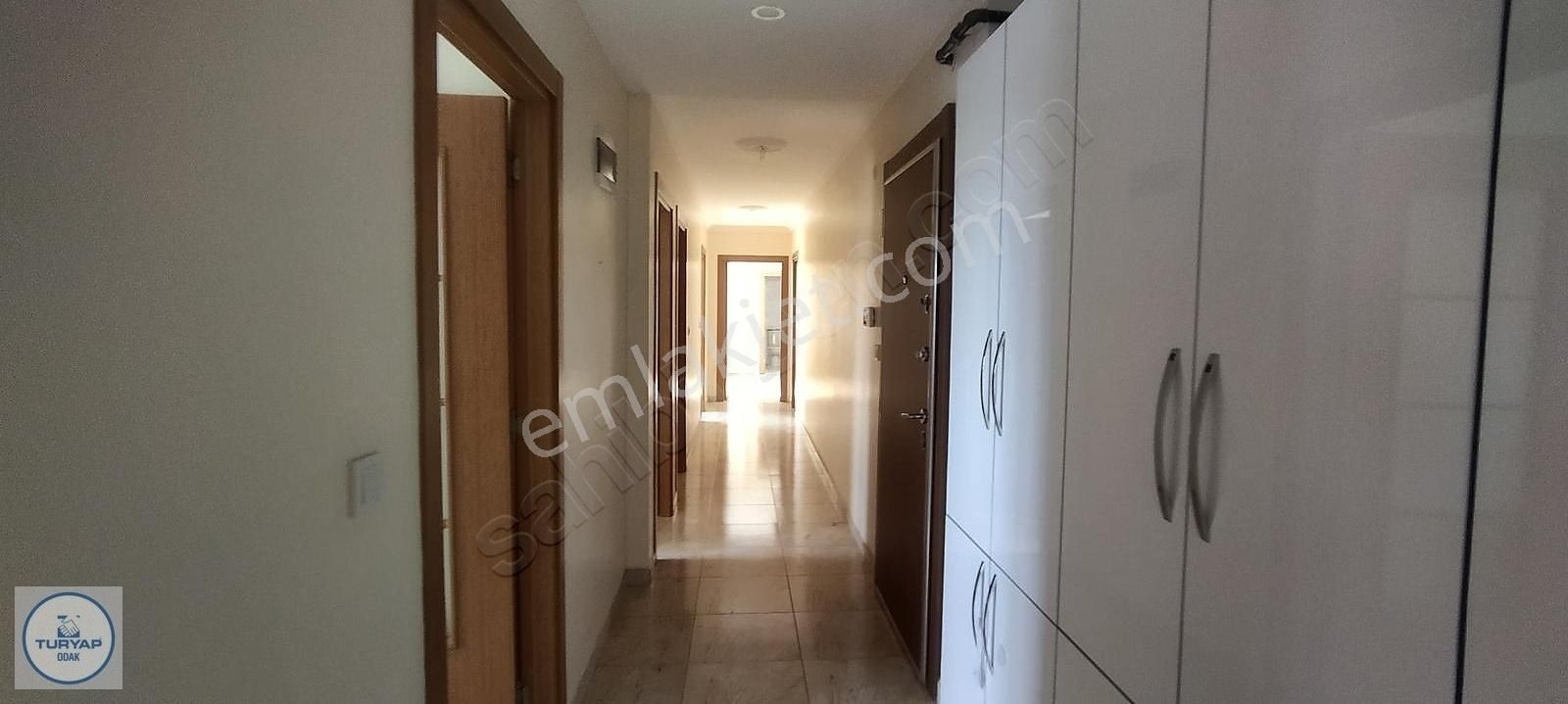 Tuzla Postane Mah. Merkez De 3,5+1 Kiralık Daire