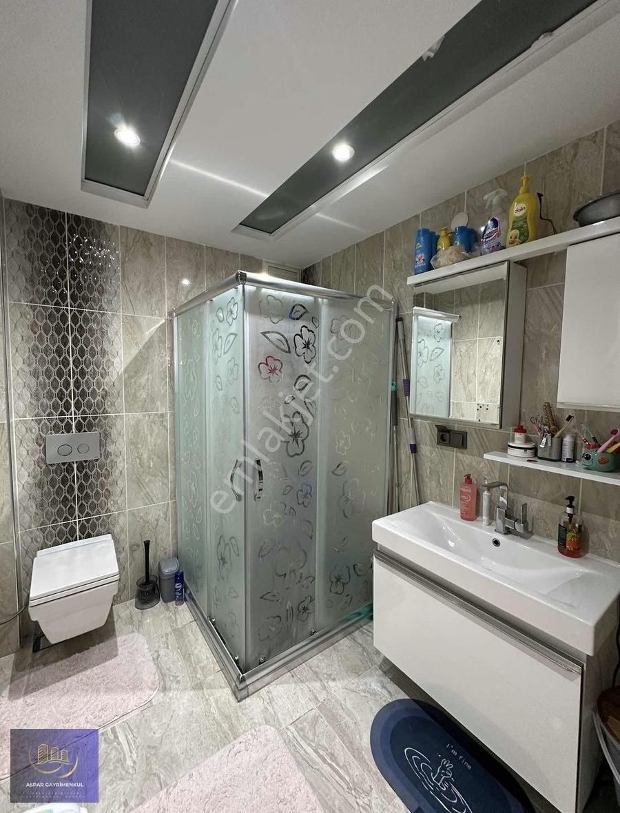 Şafak Cadddesinin En Geniş Satılık 3 Cepheli Arakat 2+1 Dairesi - Görsel 11