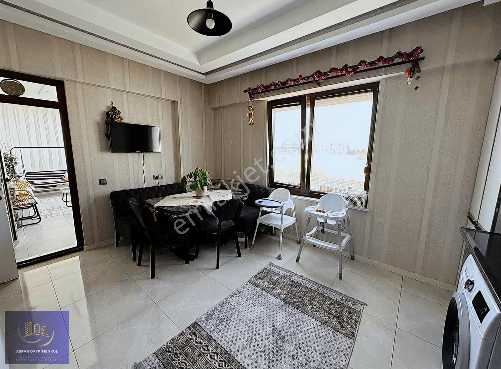 Şafak Cadddesinin En Geniş Satılık 3 Cepheli Arakat 2+1 Dairesi - Görsel 7