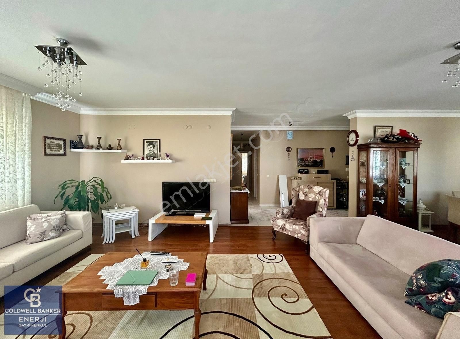 Bahçeşehir 2. Kısım Satılık 3+1 Daire Yeşillikler İçinde 185 M2 - Görsel 14