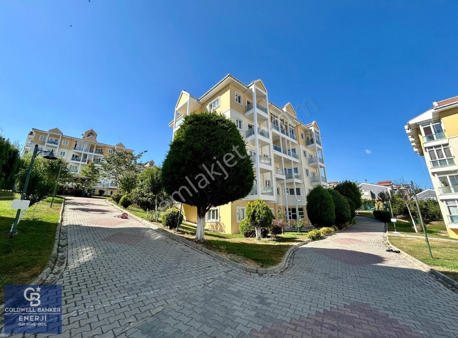 Bahçeşehir 2. Kısım Satılık 3+1 Daire Yeşillikler İçinde 185 M2 - Görsel 11