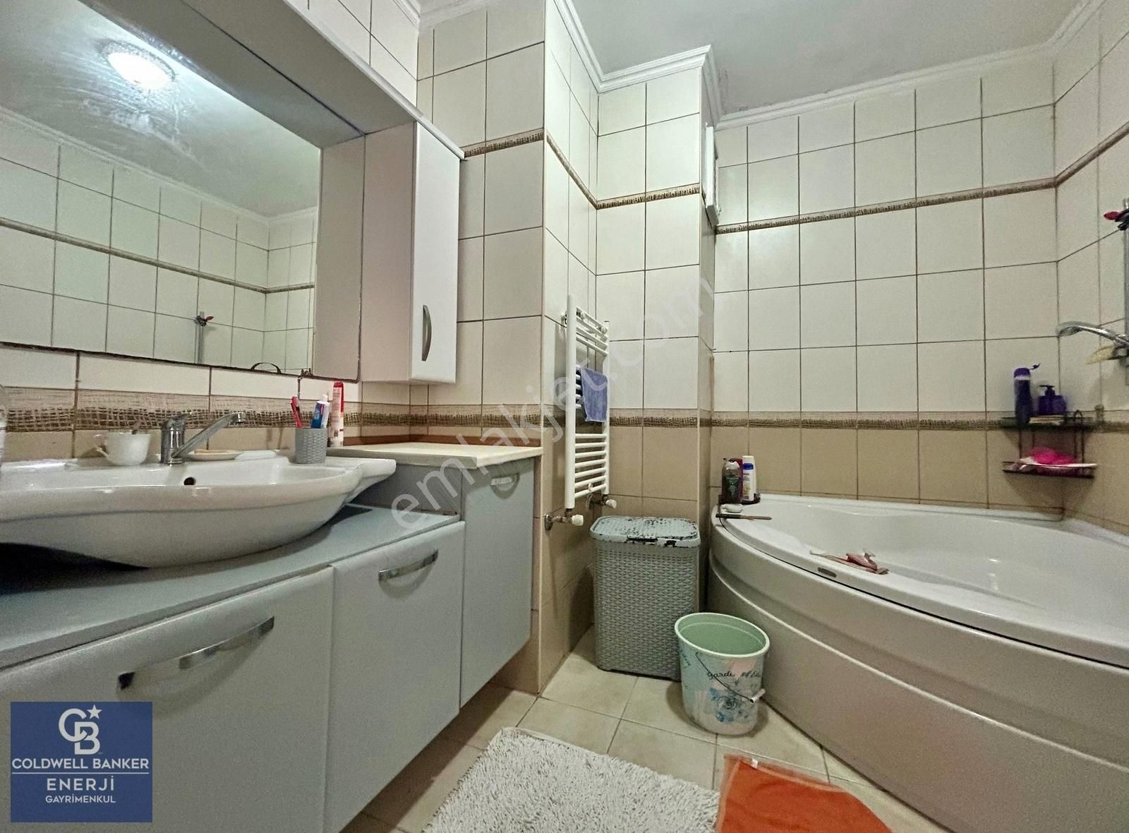 Bahçeşehir 2. Kısım Satılık 3+1 Daire Yeşillikler İçinde 185 M2 - Görsel 9