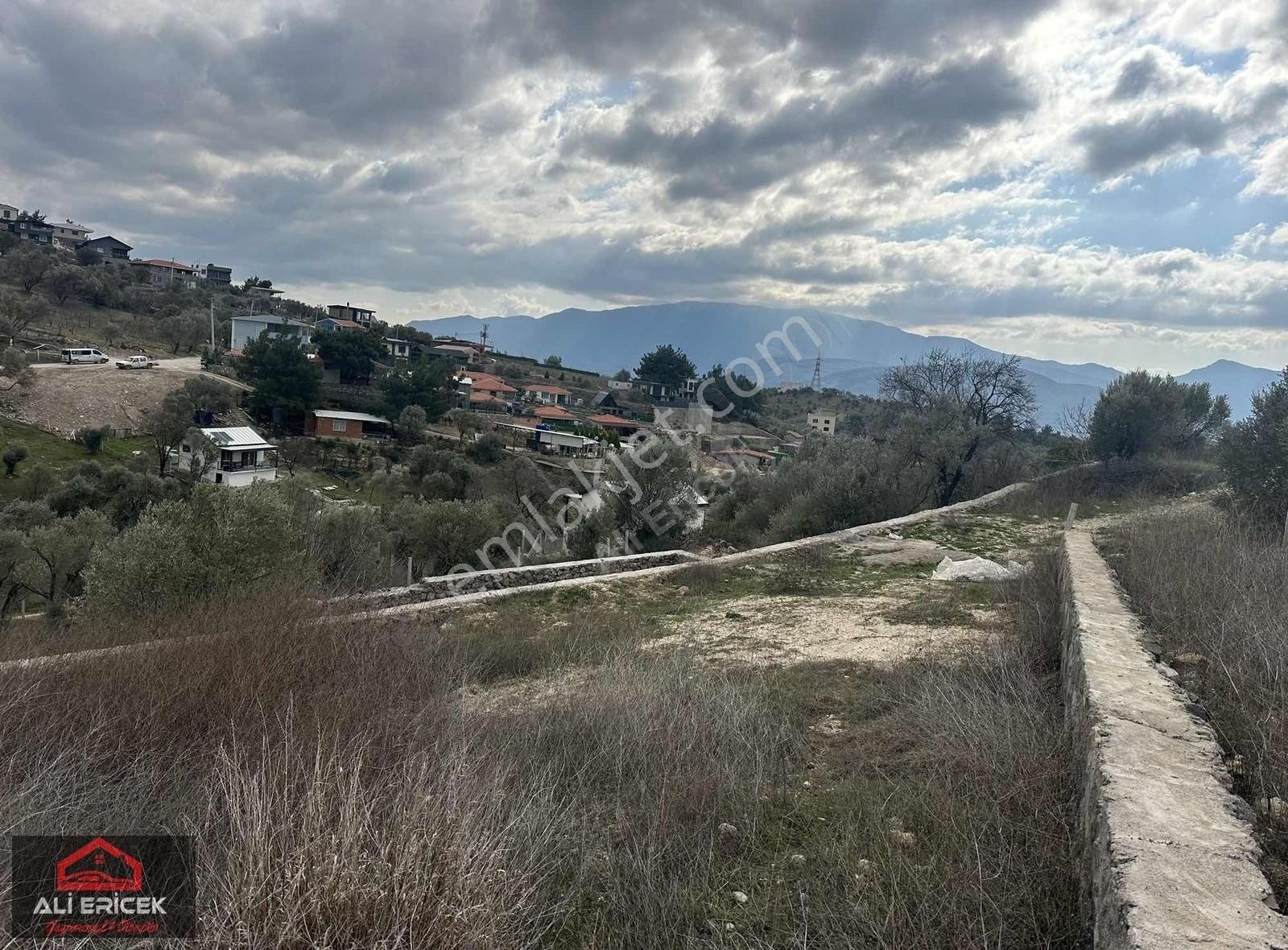 Bornova Yaka Da Taş Duvarı Çevrili Kupon Arsa - Görsel 4