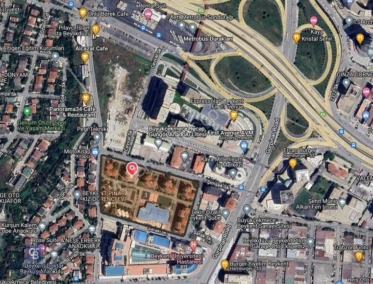 Beylikdüzü'nde Deniz Manzaralı Site İçi Kiralık 3+1 - For Rent