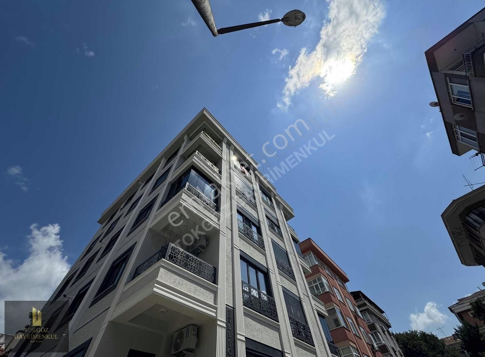 Tokgöz'den Bakırköy İncirli Caddesi Yakını Sıfır 3+1 Daire