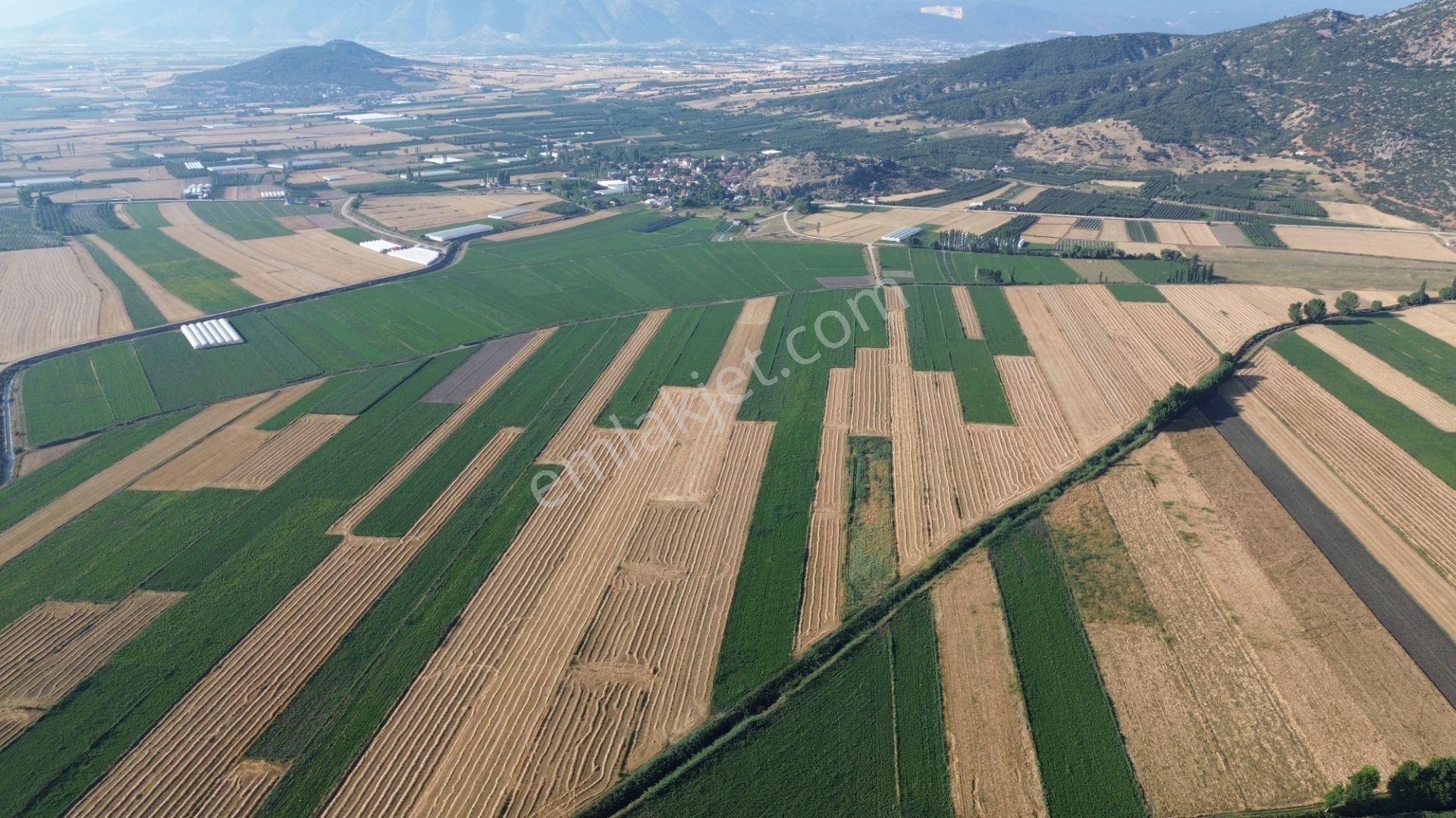 Vip Gayrimenkul'den Mursal Mah. Yol Cepheli 25.100m² Tarla - Görsel 14
