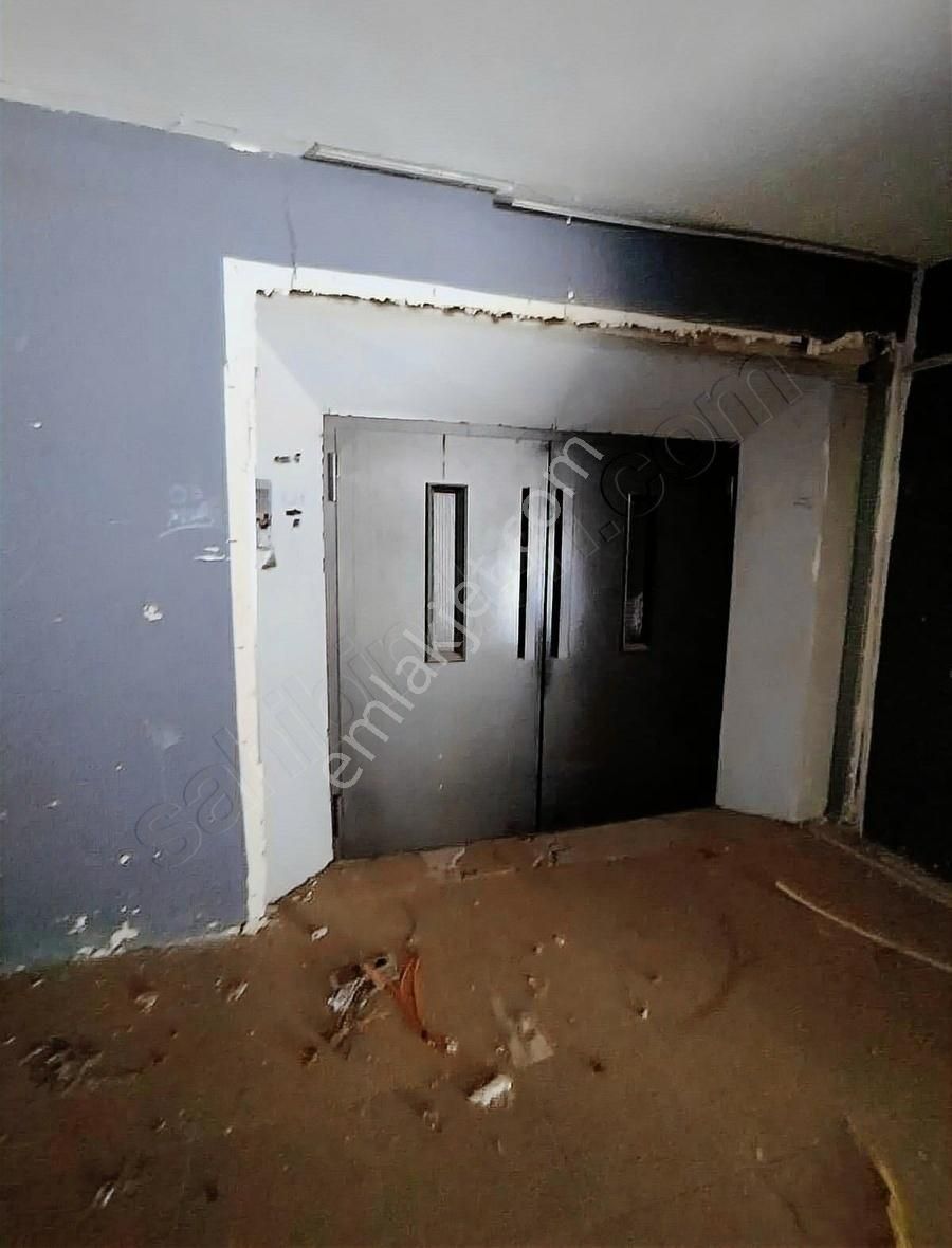 Gaziemir Merkezde Emsali Az Olan Depo Veya Fabrika - Görsel 8