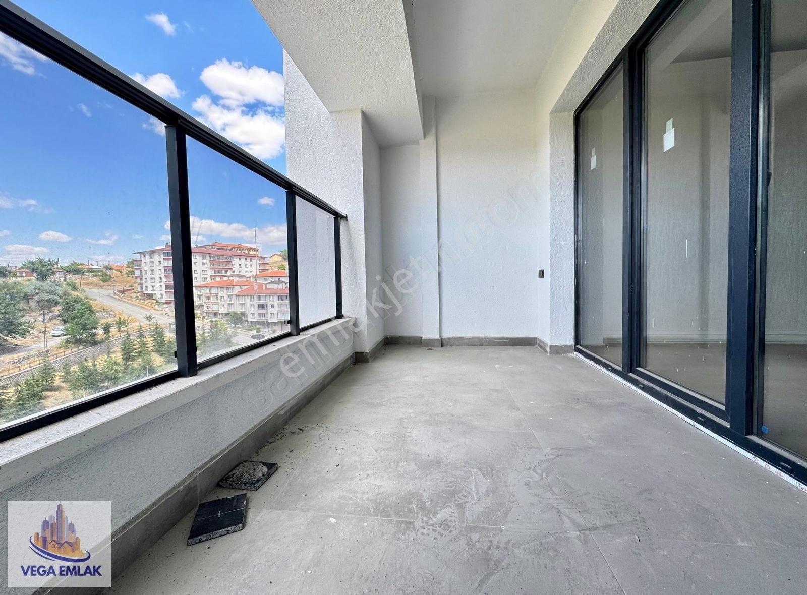 Vega Emlak'tan Protokol Yolu Yakını Full Yapı Lüks Site Dairesi - Görsel 21