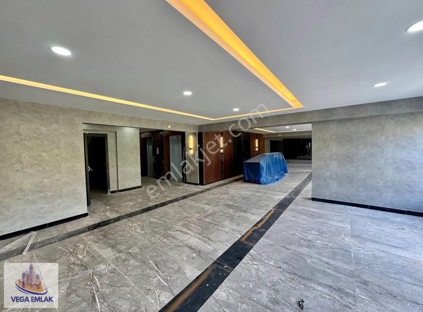 Vega Emlak'tan Protokol Yolu Yakını Full Yapı Lüks Site Dairesi - Görsel 24