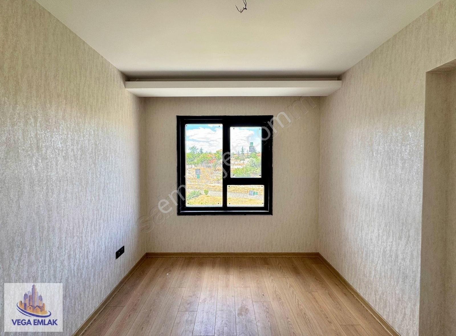 Vega Emlak'tan Protokol Yolu Yakını Full Yapı Lüks Site Dairesi - Görsel 4