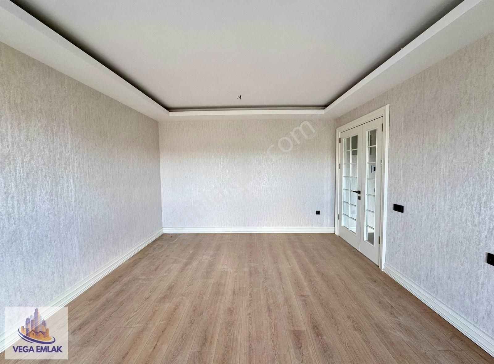 Vega Emlak'tan Protokol Yolu Yakını Full Yapı Lüks Site Dairesi - Görsel 3