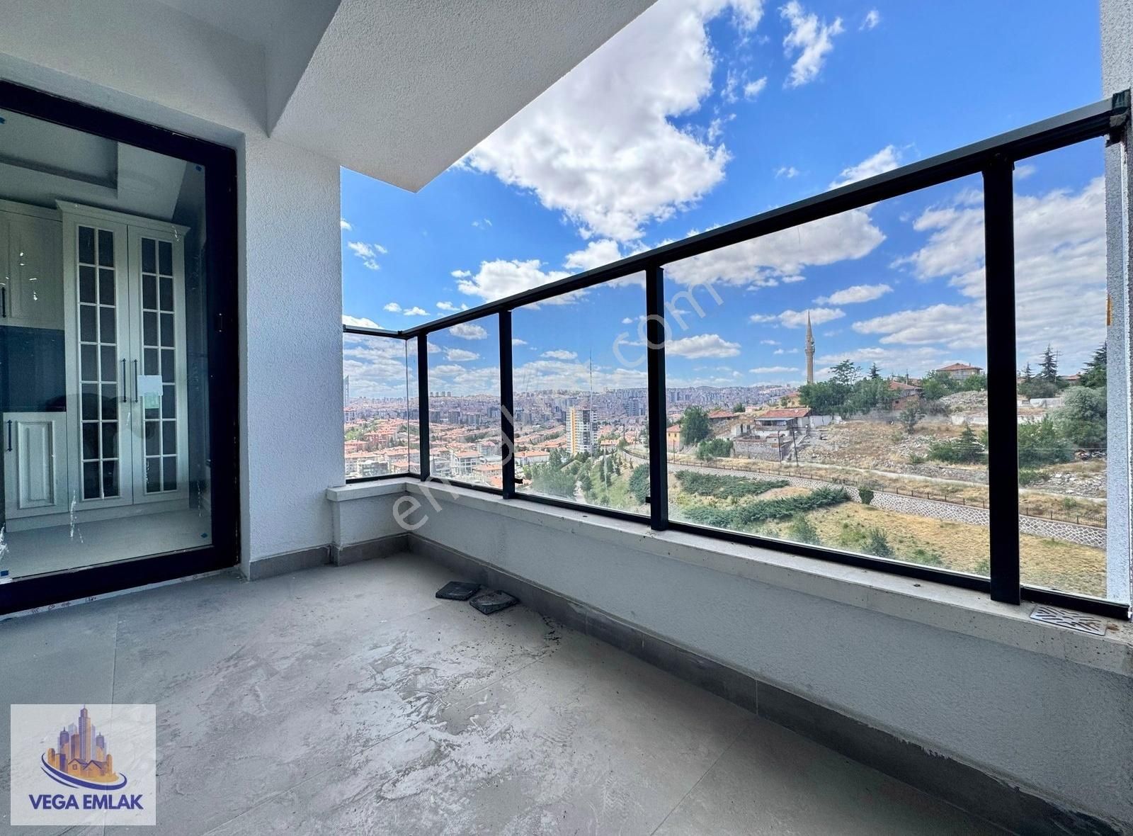 Vega Emlak'tan Protokol Yolu Yakını Full Yapı Lüks Site Dairesi - Görsel 6